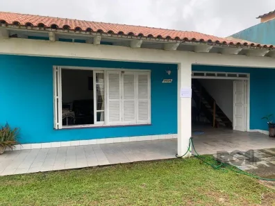 Casa com 3 Quartos à venda, 450m² no Balneário Pinhal, Balneário Pinhal