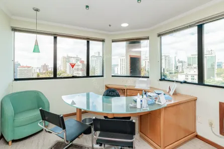 Sala Comercial para alugar, 133m² no Auxiliadora, Porto Alegre