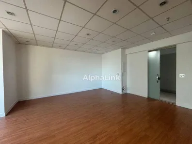 Sala Comercial para alugar, 59m² no Dezoito do Forte Empresarial/Alphaville., Barueri