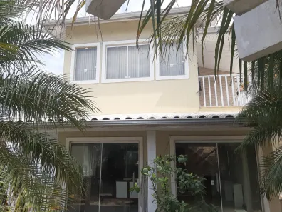 Casa de Condomínio com 5 Quartos à venda, 250m² no Campo Grande, Rio de Janeiro