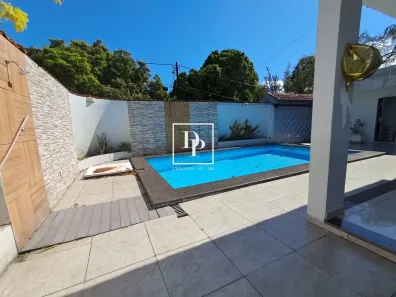 Casa de Condomínio com 4 Quartos à venda, 472m² no Aleixo, Manaus