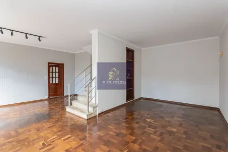 Casa com 3 Quartos para alugar, 237m² no Cidade Monções, São Paulo