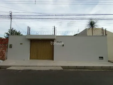 Casa com 4 Quartos à venda, 177m² no Fátima, Teresina