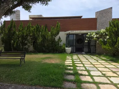 Casa com 5 Quartos à venda, 300m² no Piatã, Salvador