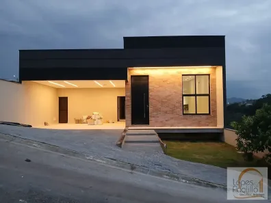 Casa de Condomínio com 3 Quartos à venda, 200m² no Parque Imperador, Bragança Paulista