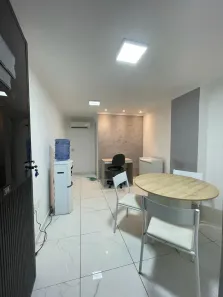 Sala Comercial para venda ou aluguel, 17m² no Parquelândia, Fortaleza