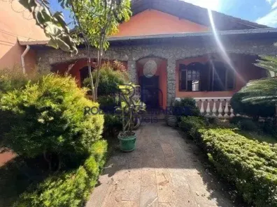 Casa com 4 Quartos à venda, 420m² no Bonfim, Belo Horizonte