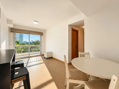 Apartamento com 2 Quartos para alugar, 65m² no Jardim Europa, Porto Alegre