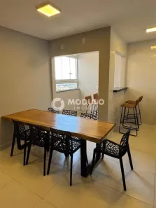 Apartamento com 2 Quartos à venda, 54m² no Segismundo Pereira, Uberlândia