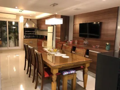 Sobrado com 4 Quartos à venda, 189m² no Jardim Passárgada I, Cotia