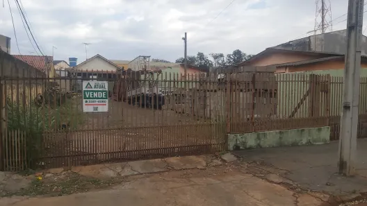 Casa com 2 Quartos à venda, 100m² no Aeroporto, Londrina