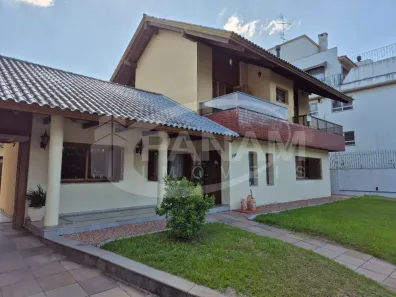 Casa com 5 Quartos à venda, 432m² no Jardim Lindóia, Porto Alegre