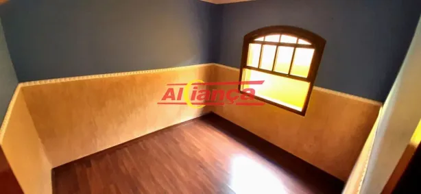 Sobrado com 3 Quartos para alugar, 180m² no Jardim Bom Clima, Guarulhos