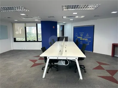 Sala Comercial para alugar, 129m² no Barra Funda, São Paulo