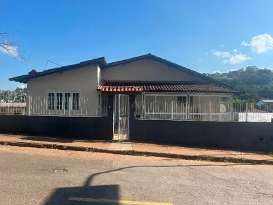Casa com 6 Quartos à venda, 385m² no Parque Jardim da Serra, Juiz de Fora