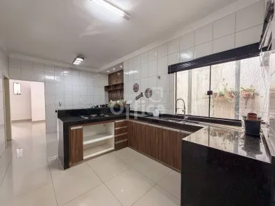 Casa com 3 Quartos à venda, 272m² no Polocentro 1ª Etapa, Anápolis