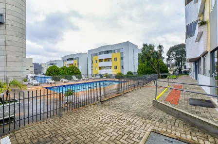 Apartamento com 2 Quartos à venda, 55m² no Hauer, Curitiba