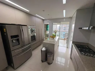 Apartamento com 3 Quartos à venda, 179m² no Setor Bueno, Goiânia