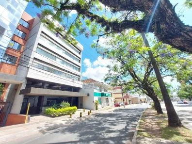 Sala Comercial à venda, 67m² no Petrópolis, Porto Alegre