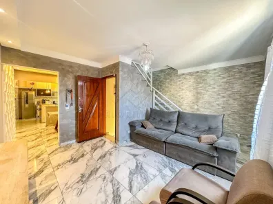 Sobrado com 3 Quartos à venda, 156m² no Parque das Nações, Santo André