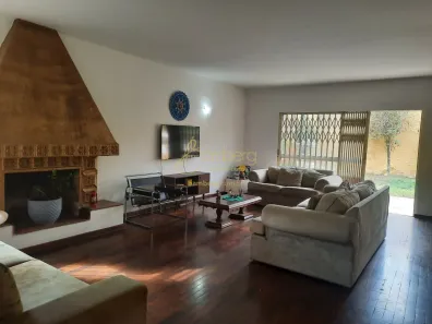 Casa com 3 Quartos à venda, 275m² no Jardim Santa Helena, São Paulo