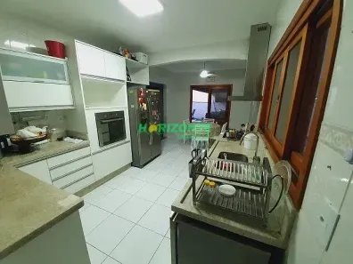Casa com 3 Quartos à venda, 230m² no Urbanova, São José dos Campos