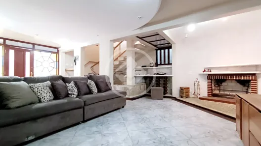 Casa de Condomínio com 4 Quartos à venda, 580m² no Iucas, Teresópolis