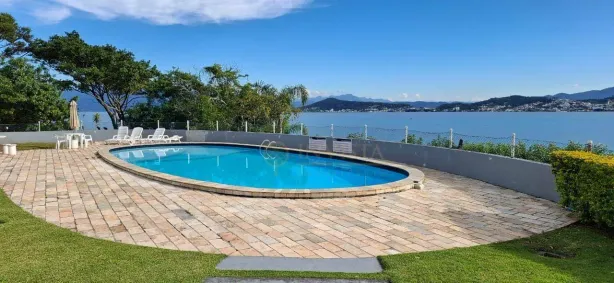 Apartamento com 3 Quartos para alugar, 143m² no Bom Abrigo, Florianópolis