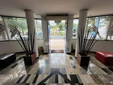 Prédio Comercial para alugar, 450m² no Centro, Uberlândia