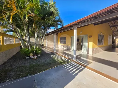 Casa com 2 Quartos à venda, 170m² no Caminho de Búzios, Cabo Frio