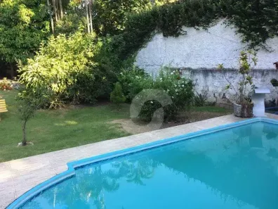 Casa com 4 Quartos à venda, 114m² no Várzea das Moças, São Gonçalo