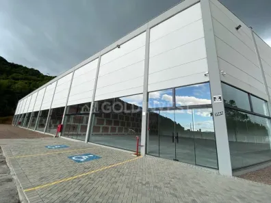 Galpão/Depósito/Armazém para alugar, 627m² no Santa Terezinha, Brusque