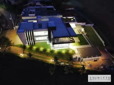 Fazenda/Sítio com 10 Quartos à venda, 1100m² no , Fronteira