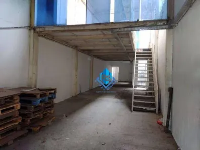 Galpão/Depósito/Armazém para alugar, 350m² no Independência, São Bernardo do Campo