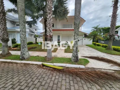 Casa com 3 Quartos para alugar, 200m² no Jurerê, Florianópolis