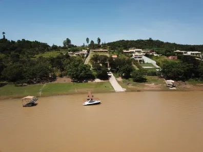 Fazenda/Sítio com 5 Quartos à venda, 10m² no , Carmo do Cajuru