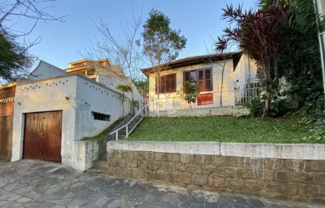 Casa com 2 Quartos à venda, 436m² no Chácara das Pedras, Porto Alegre
