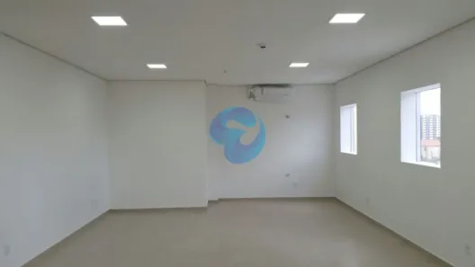 Sala Comercial à venda, 58m² no Centro, Sorocaba