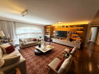 Apartamento com 3 Quartos à venda, 211m² no Vila Morumbi, São Paulo