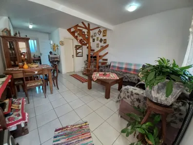 Casa de Condomínio com 2 Quartos à venda, 93m² no Niterói, Canoas
