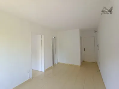 Apartamento com 1 Quarto para alugar, 42m² no Jardim Carvalho, Porto Alegre