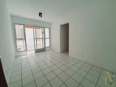 Apartamento com 2 Quartos para alugar, 75m² no Centro, Florianópolis