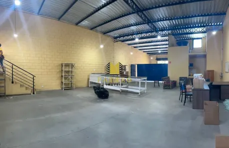 Galpão/Depósito/Armazém com 1 Quarto para alugar, 300m² no Vila Nova Aparecida, Mogi das Cruzes
