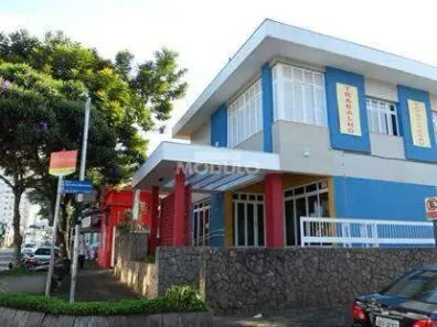 Prédio Comercial com 4 Quartos para alugar, 382m² no Centro, Uberlândia