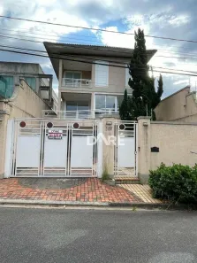 Casa com 4 Quartos para alugar, 365m² no Vila Petrópolis, Atibaia