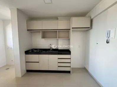 Apartamento com 2 Quartos para alugar, 74m² no Coqueiral, Cascavel