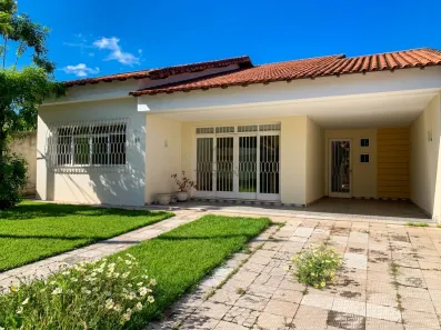 Casa com 3 Quartos à venda, 152m² no Jardim Amália, Volta Redonda