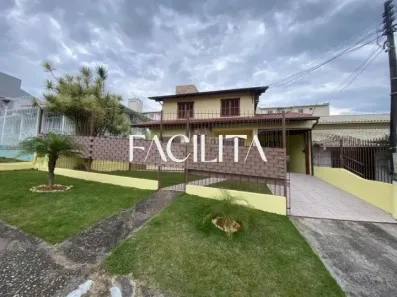 Casa com 3 Quartos para alugar, 164m² no Abraão, Florianópolis