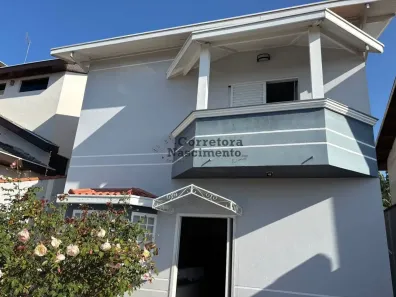 Casa com 3 Quartos para alugar, 204m² no Jardim Terras de São João, Jacareí