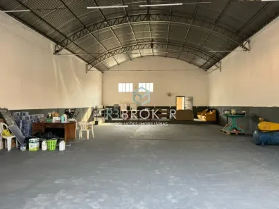 Galpão/Depósito/Armazém para alugar, 242m² no Vila Cidade Universitária, Bauru